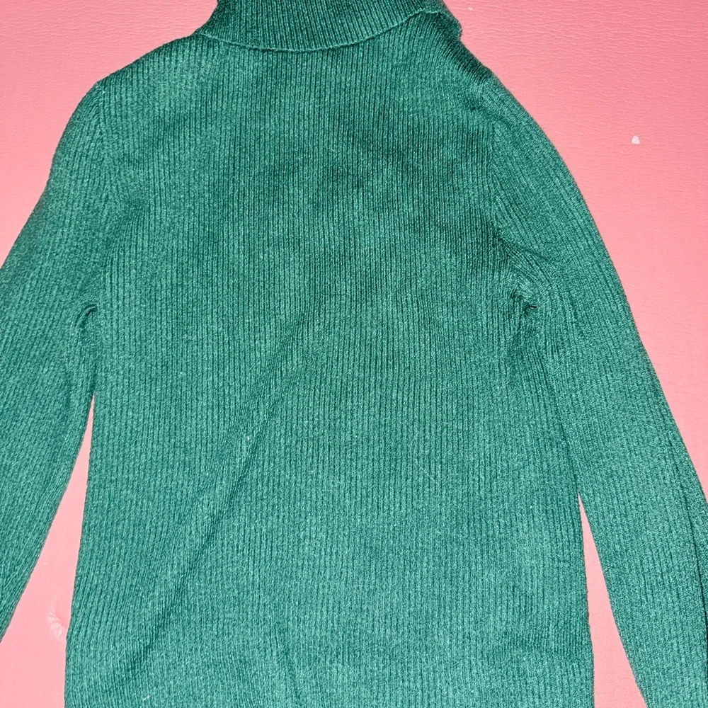 Green Knit Turtleneck Sweater Long Sleeve size medium